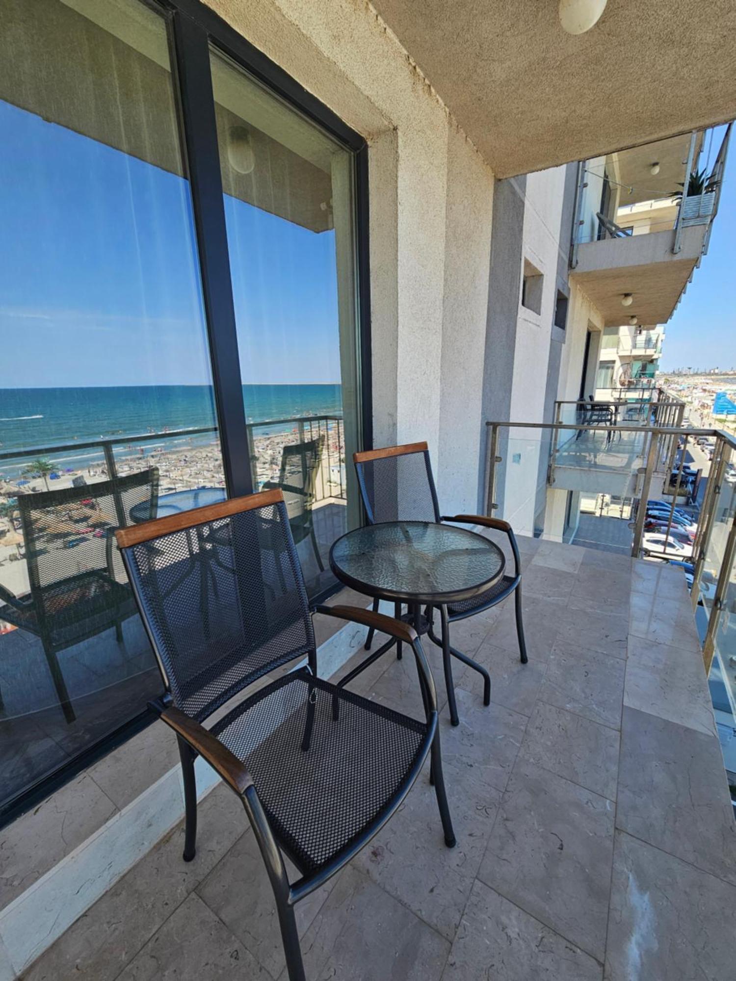 Beach Residence Studios Mamaia Nord 23 Năvodari Exterior foto