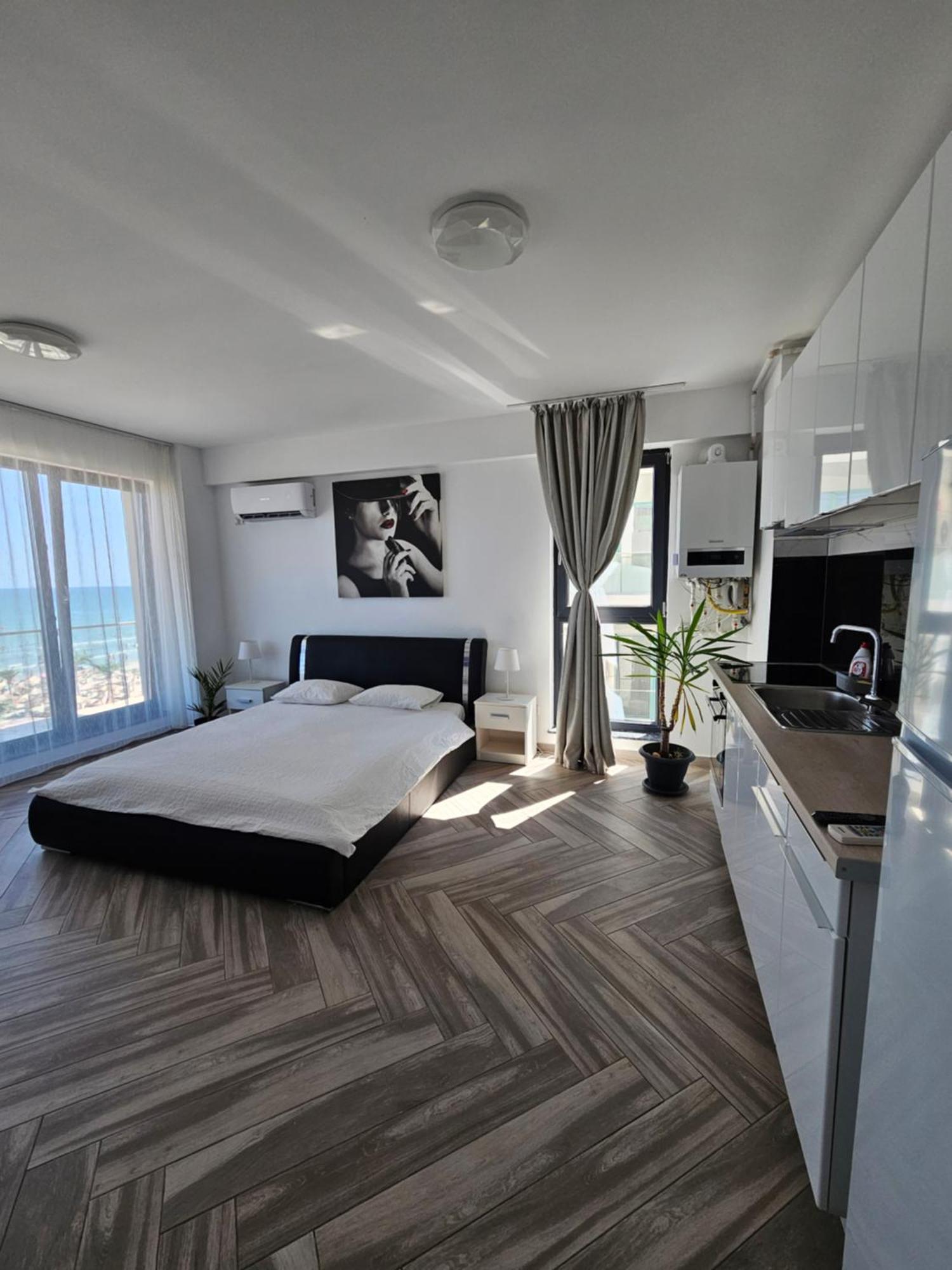 Beach Residence Studios Mamaia Nord 23 Năvodari Exterior foto